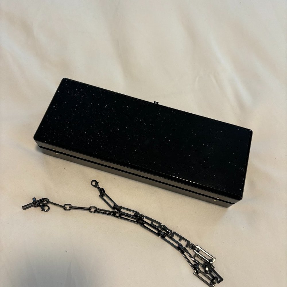 Edie Parker Flavia Clutch in Obsidian